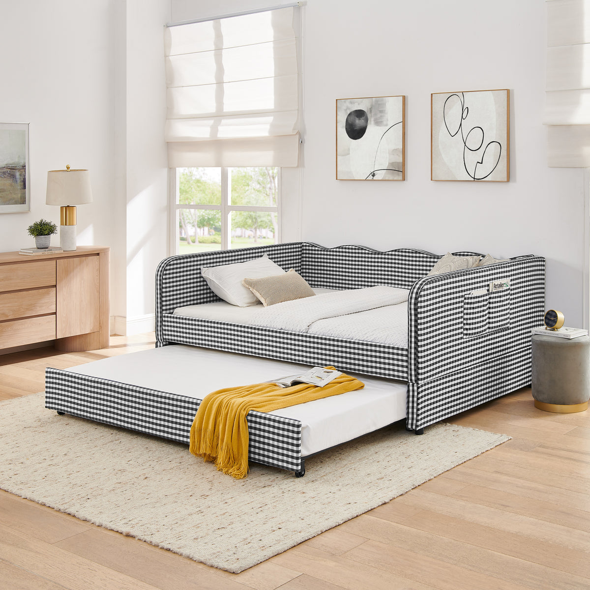 Full‑Size Daybed, Gingham Upholstered 3‑in‑1 Versatile Convertible Sofa Bed with Pull‑Out Trundle & Side Storage Pockets, Ideal for Multiple Room Layouts and Small‑Space Living-Black